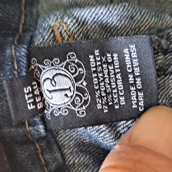 BEAU DAWSON JEANS SIZE 8 DETAILING  ON BACK POCKETS BOOT CUT - Picture 12 of 13